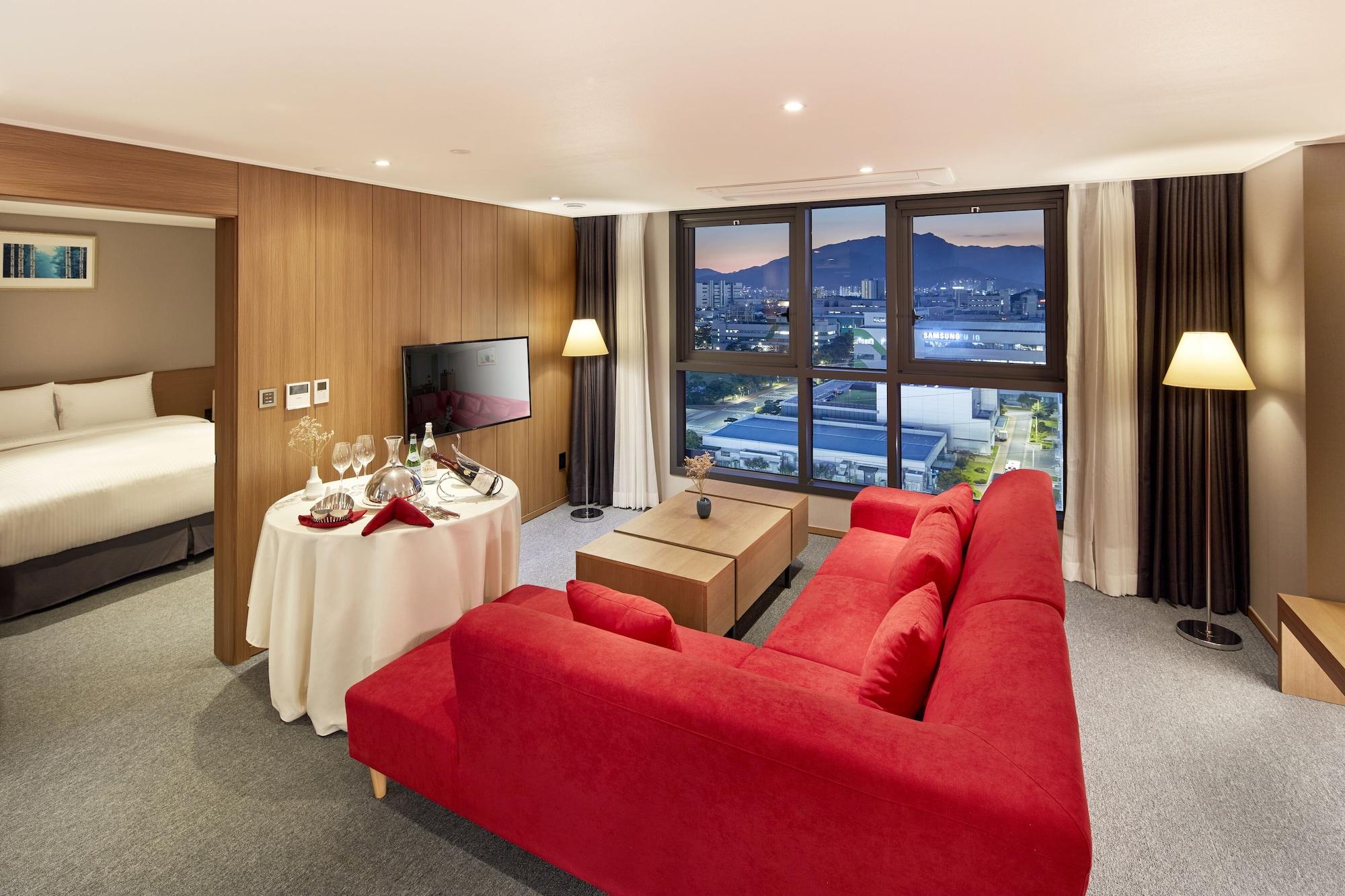 Ramada By Wyndham 4* Gumi