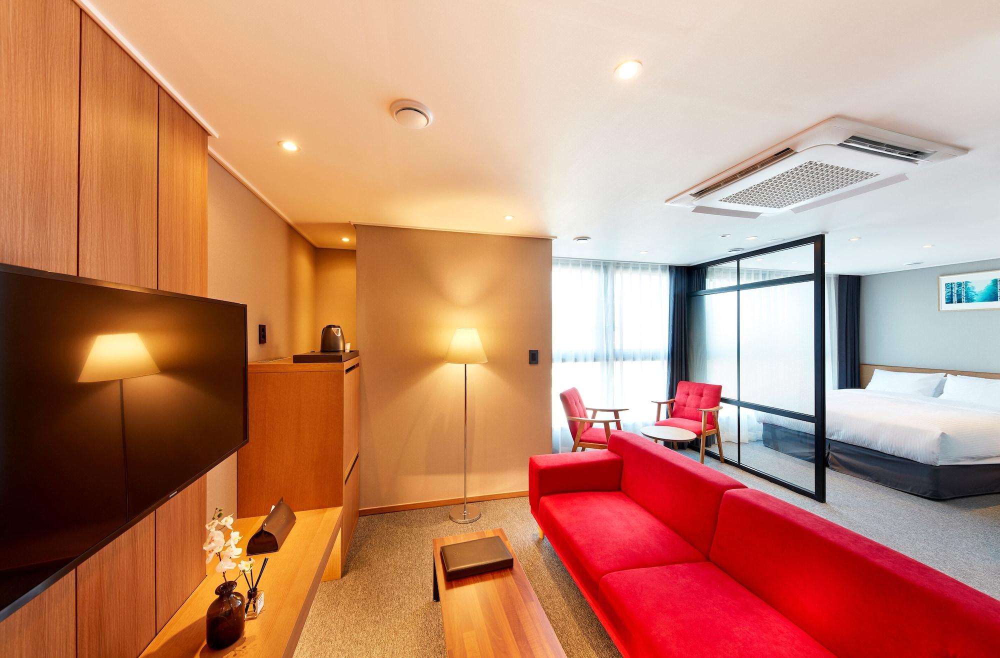 Ramada By Wyndham 4* Gumi