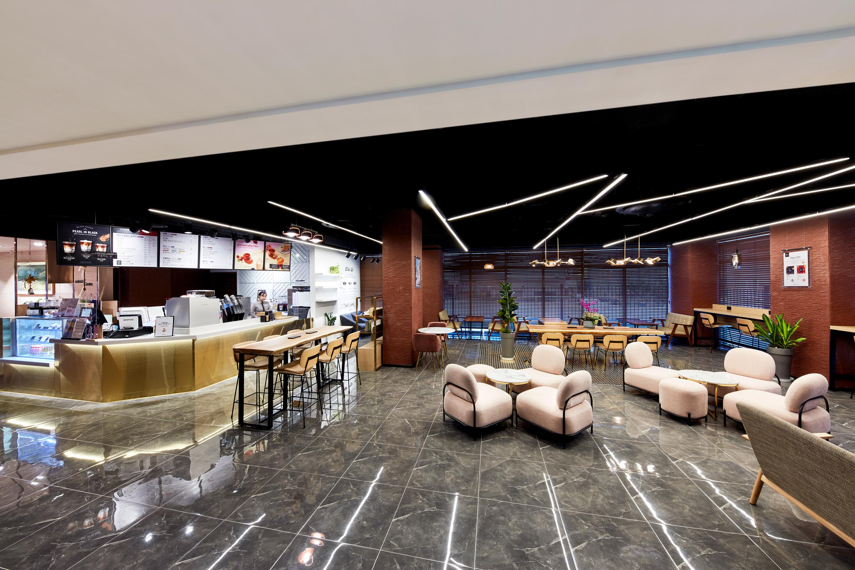 Ramada By Wyndham Hotel Gumi