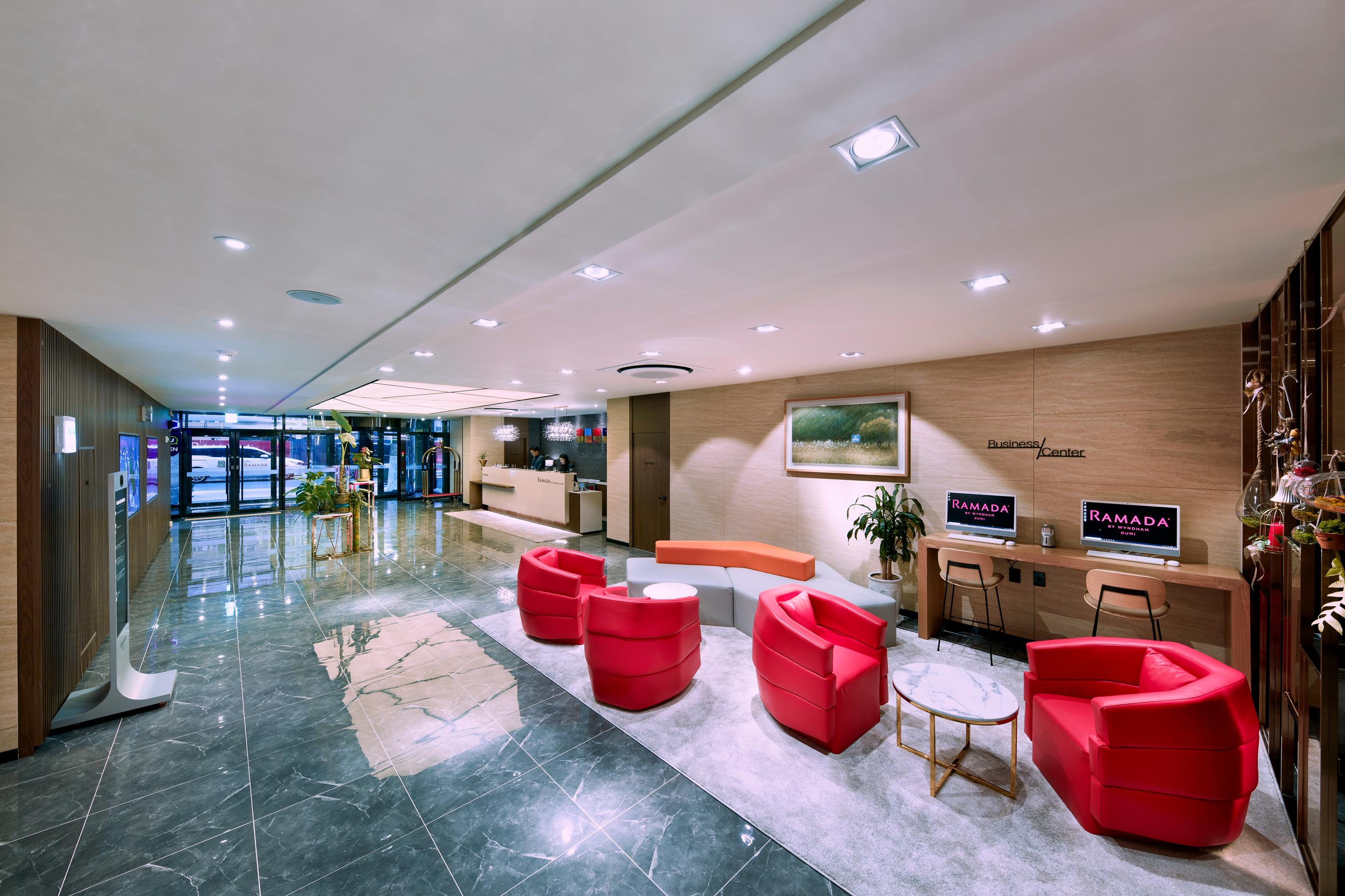Ramada By Wyndham 4*